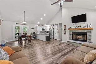 1103 Hickory Ct, Valles Mines, MO 63087 - Photo 5