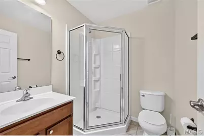 12193 McKelvey Place Drive, Bridgeton, MO 63044 - Photo 15