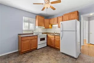 414-416 S Cadillac Dr, Saint Charles, MO 63301 - Photo 3