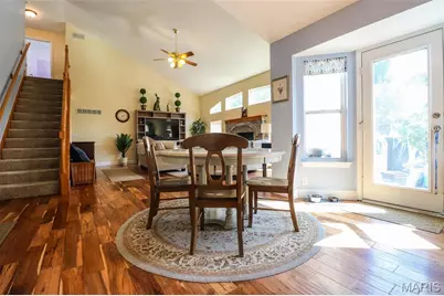 2420 Boardwalk Place, Saint Louis, MO 63129 - Photo 7