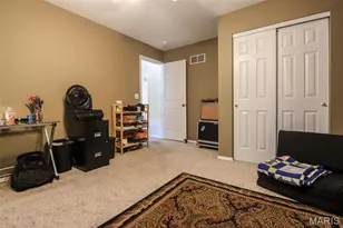 2420 Boardwalk Pl, Saint Louis, MO 63129 - Photo 21