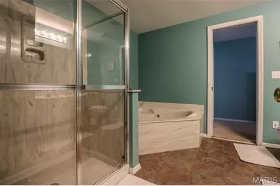 2420 Boardwalk Place, Saint Louis, MO 63129 - Photo 29
