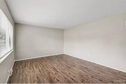 1260 Bobolink Drive, Florissant, MO 63031 - Photo 3