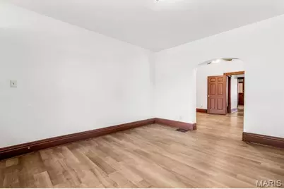 3645 Alberta Street, Saint Louis, MO 63116 - Photo 5