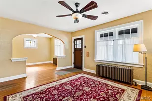 7920 Hildesheim Ave, Saint Louis, MO 63123 - Photo 9