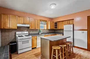 7920 Hildesheim Ave, Saint Louis, MO 63123 - Photo 17
