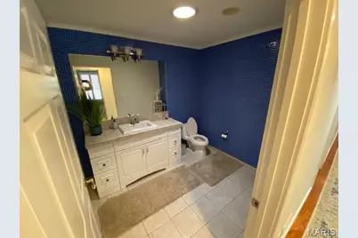 3037 Westham Drive, Town and Country, MO 63131 - Photo 15