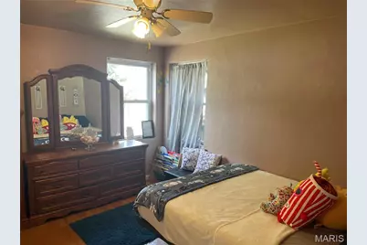 627 Pardella Avenue, Saint Louis, MO 63125 - Photo 9