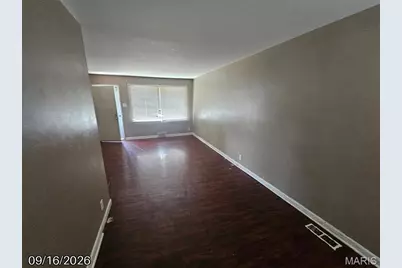 9341 Laramie Drive, Saint Louis, MO 63137 - Photo 3