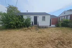 9341 Laramie Dr, Saint Louis, MO 63137 - Photo 13