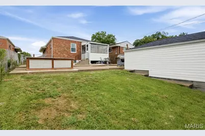 5562 Lindenwood Avenue, Saint Louis, MO 63109 - Photo 25