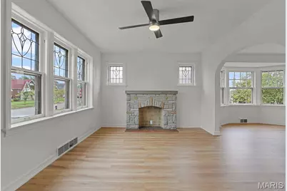 1600 Veronica Avenue, Saint Louis, MO 63147 - Photo 3