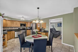 11540 Burgess Ave, Bridgeton, MO 63044 - Photo 9