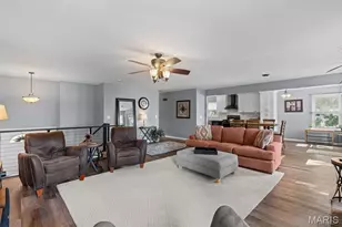 746 Galway Dr, Ballwin, MO 63021 - Photo 5
