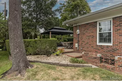 7466 Capilia Drive, Grantwood Village, MO 63123 - Photo 47