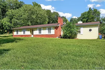 2458 Barrett Station Road, Ballwin, MO 63021 - Photo 5
