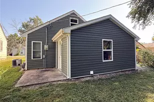 427 N State St, Montgomery City, MO 63361 - Photo 5