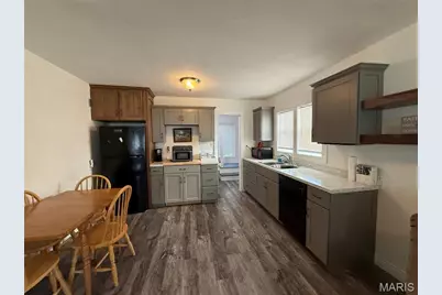 427 N State Street, Montgomery City, MO 63361 - Photo 11