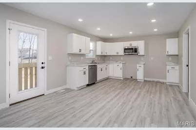 28501 Shallow Water Road, Warrenton, MO 63383 - Photo 9
