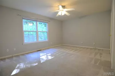 5339 Lakewood Terrace, Unincorporated, MO 63052 - Photo 15