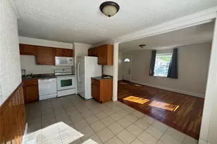 10421 Niblic Dr, Saint Louis, MO 63114 - Photo 7