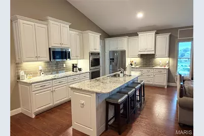 621 Bridgewater Lakeview Terrace, Villa Ridge, MO 63089 - Photo 7