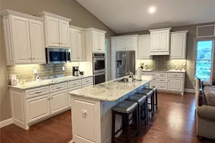 621 Bridgewater Lakeview Ter, Villa Ridge, MO 63089 - Photo 7