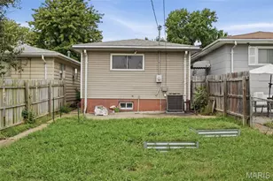 7614 Tennessee Ave, Saint Louis, MO 63111 - Photo 29