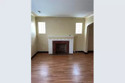 5979 Drury Lane, Saint Louis, MO 63147 - Photo 11