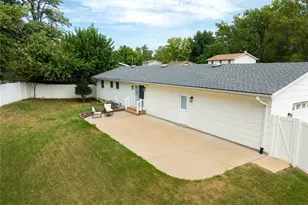 3025 Sherwood Ln, Saint Charles, MO 63301 - Photo 25
