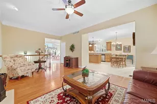 6296 Whisper Bend Dr, Unincorporated, MO 63129 - Photo 9