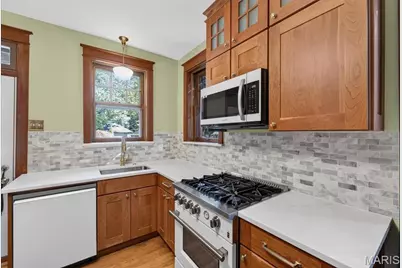 7051 Waterman Avenue, Saint Louis, MO 63130 - Photo 13