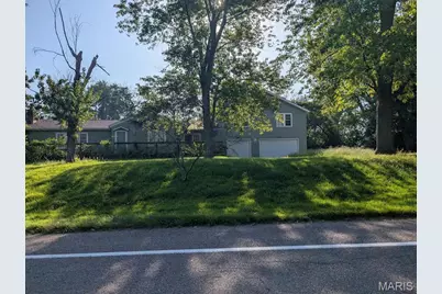 12816 Bellefontaine Road, Saint Louis, MO 63138 - Photo 1