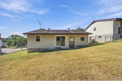 602 Stewart Street, De Soto, MO 63020 - Photo 17
