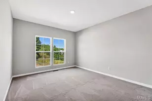 128 Kreder Ct, Saint Charles, MO 63304 - Photo 7