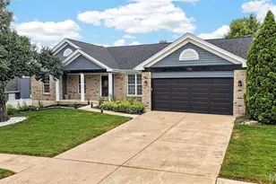 1704 Fairview Farms Cir, Wentzville, MO 63385 - Photo 5