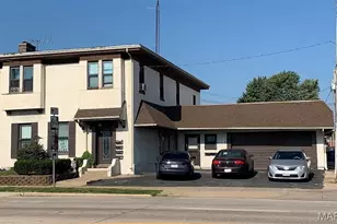 125 S 5th St, Saint Charles, MO 63301 - Photo 1