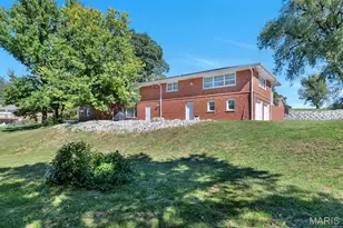 1 St Anthony Dr, Saint Peters, MO 63376 - Photo 31