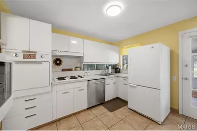 2327 Kenosho Avenue, Saint Louis, MO 63114 - Photo 15