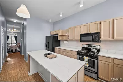 2745 Russell Boulevard, Saint Louis, MO 63104 - Photo 15