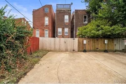2745 Russell Boulevard, Saint Louis, MO 63104 - Photo 41