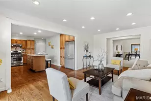 12150 Lake Meade Dr, Saint Louis, MO 63146 - Photo 9