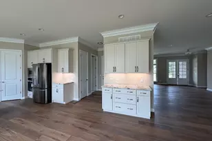 1000 Bellevaux Pl, Saint Charles, MO 63301 - Photo 17