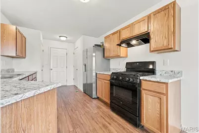 104 Baycrest Court, Saint Charles, MO 63301 - Photo 7