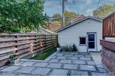 4979 Pernod Avenue, Saint Louis, MO 63139 - Photo 27