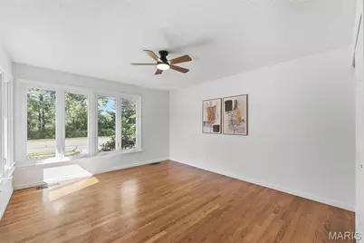 738 Henry Avenue, Ballwin, MO 63011 - Photo 21