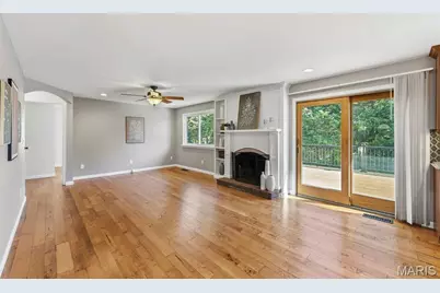 738 Henry Avenue, Ballwin, MO 63011 - Photo 13