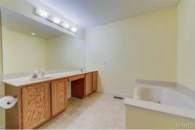 2107 McGregor Circle, O'Fallon, MO 63368 - Photo 33