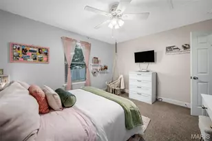 156 Old Williamsburg Pkwy, Wentzville, MO 63385 - Photo 25