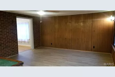 6914 Willow Wood Drive, Saint Louis, MO 63121 - Photo 7